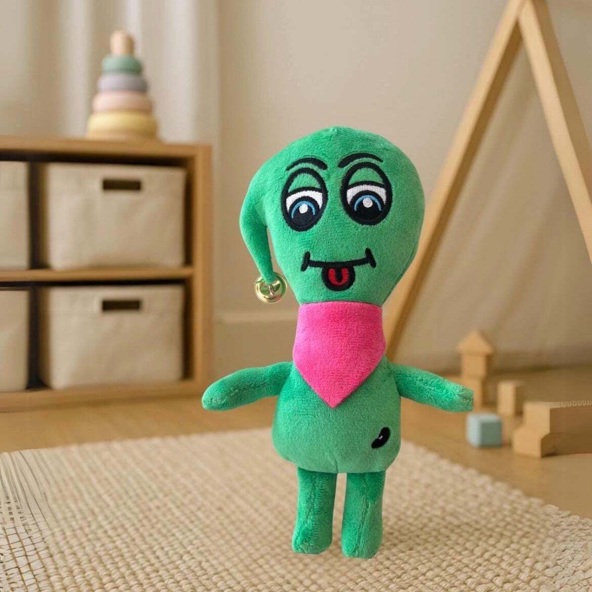  Blinkert the Sprinter plush alien character, plush toy part of the CwaZyBean Aliens collection by CwaZyLeigh Creations.”